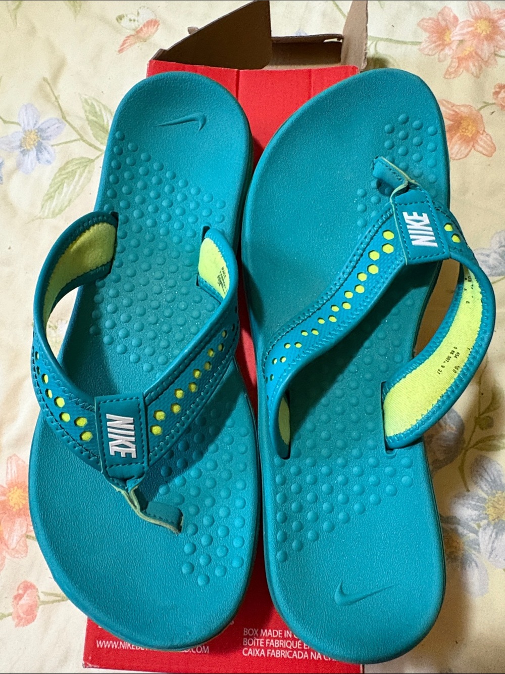Nike Teal Flip Flop Sandals with Neon Yellow Soles
